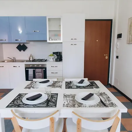 Monica'S Home Desenzano del Garda Exterior photo