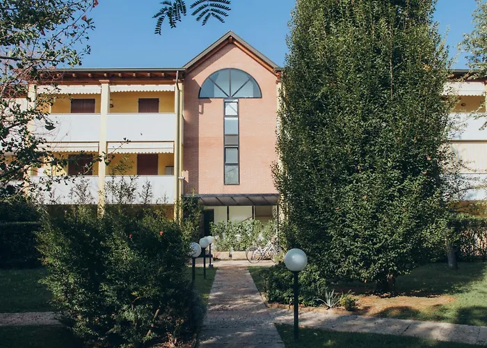 Monica\'S Home